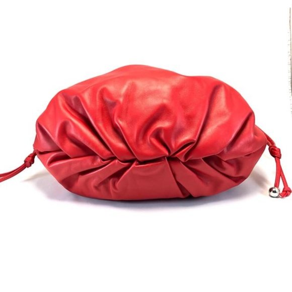 BOTTEGA VENETTA Bulb Medium Pouch Knot Red Calfskin Leather Clutch - Picture 7 of 12
